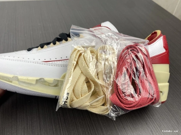 DJ4375-106 White SP Jordan Off-White Red Low Retro 2 0809